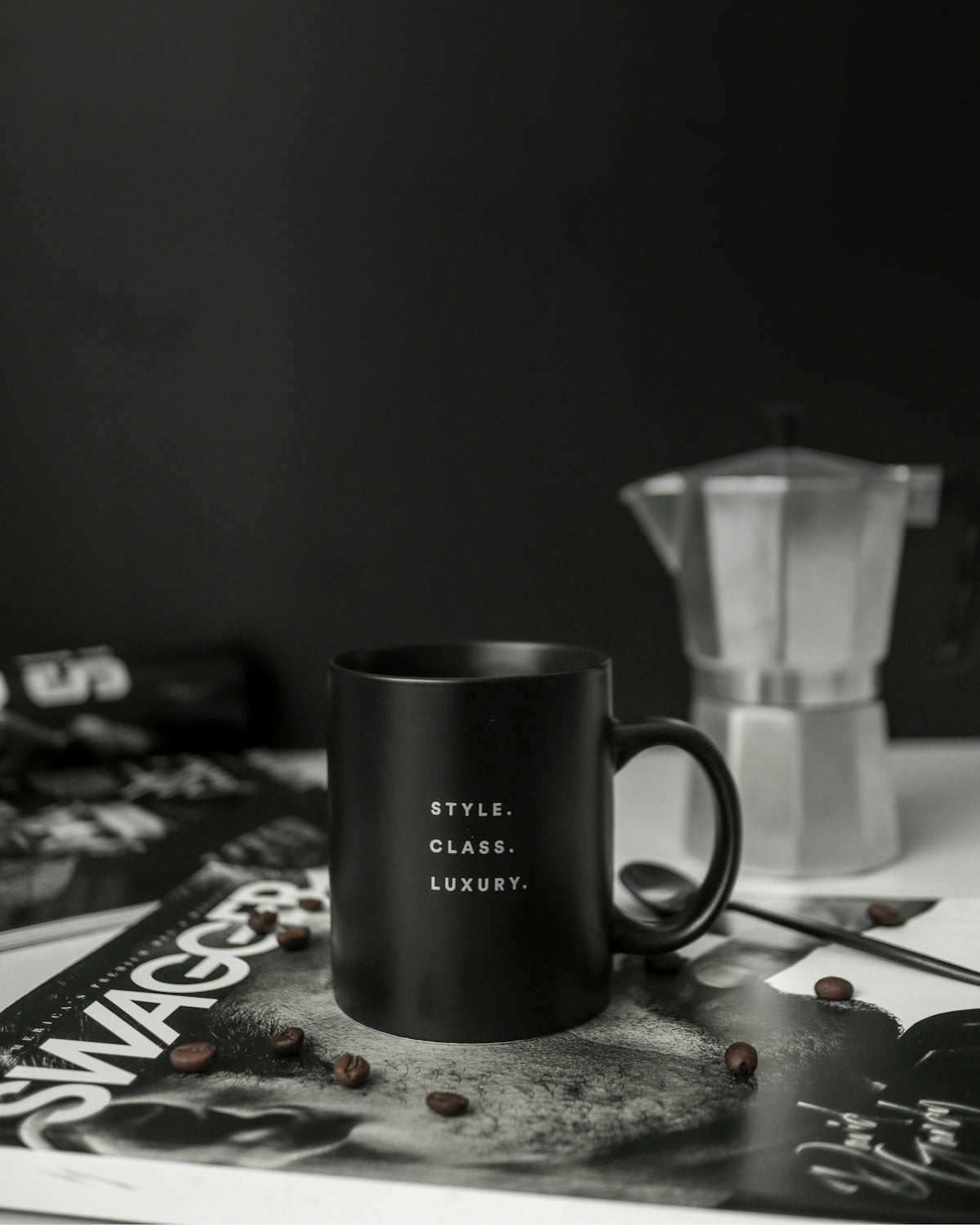 black ceramic mug